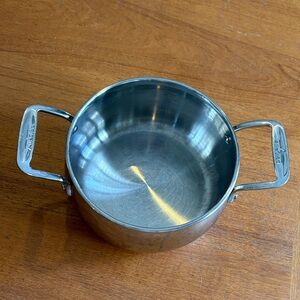 Preowned All-Clad fondue pot (3.5qt)